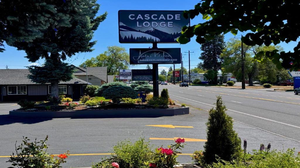 cascade lodge bend oregon