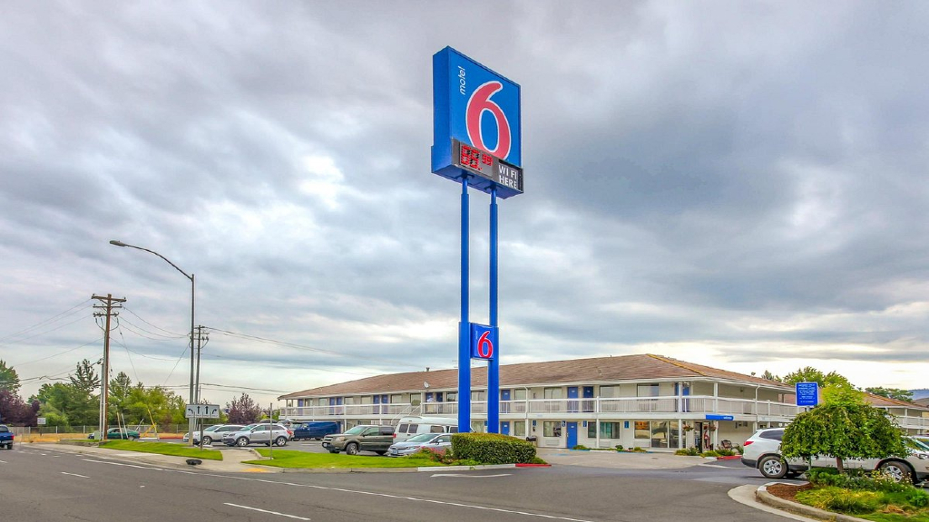 motel 6 medford north