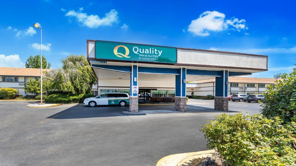 quality inn suites medford oregon