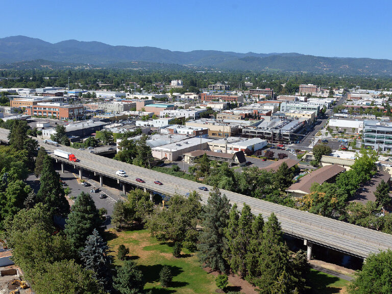 motels in medford oregon