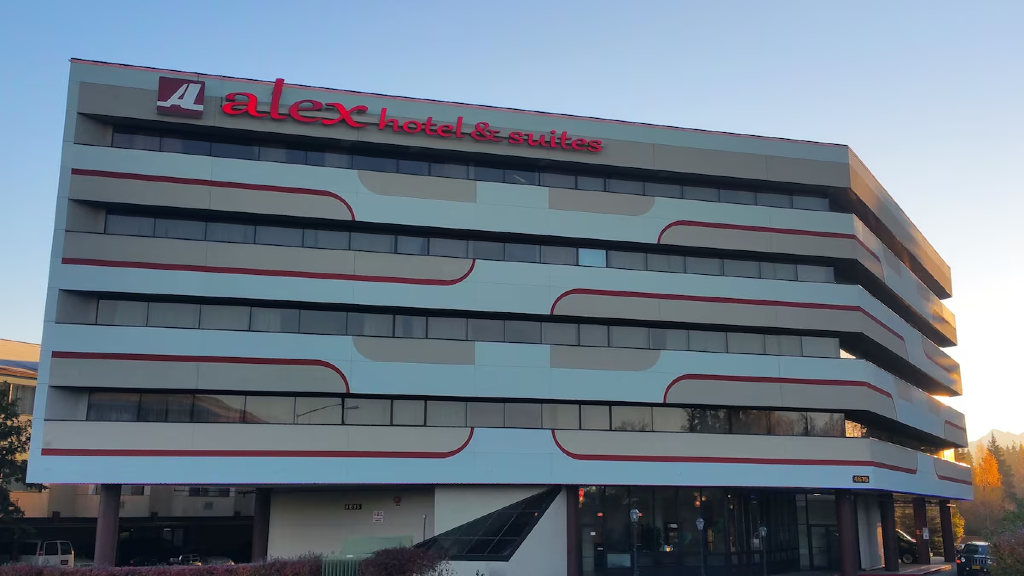 alex hotel suites anchorage airport