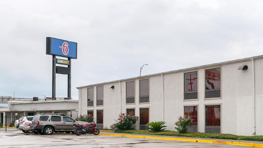 motel 6 new orleans