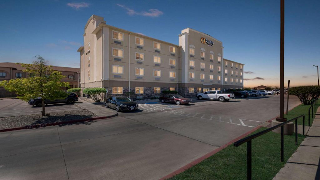 quality inn suites big spring