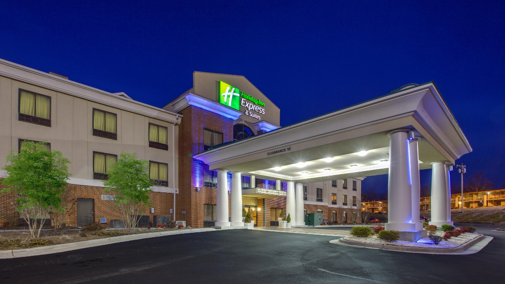 holiday inn express goldsboro