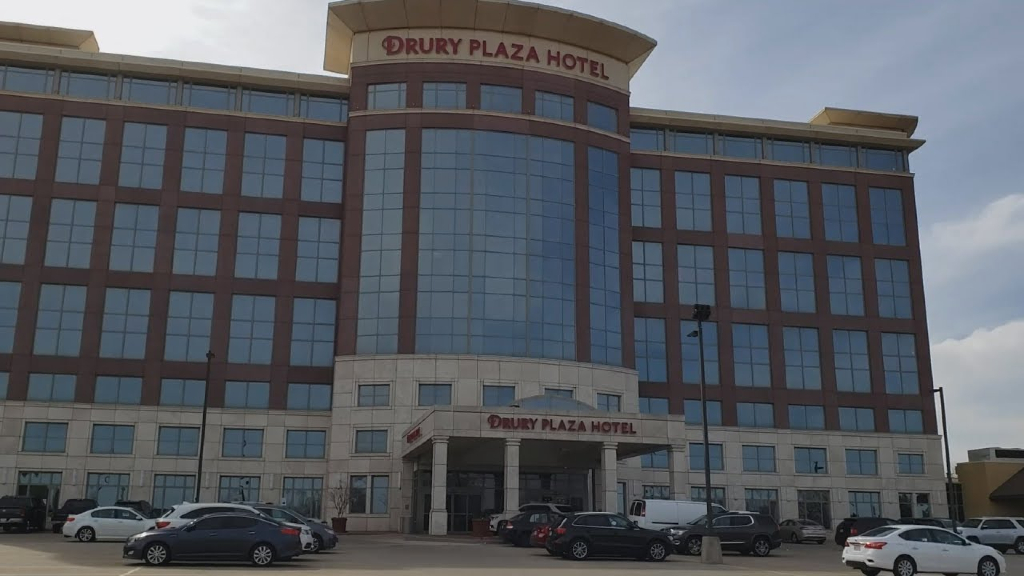 drury plaza hotel mo