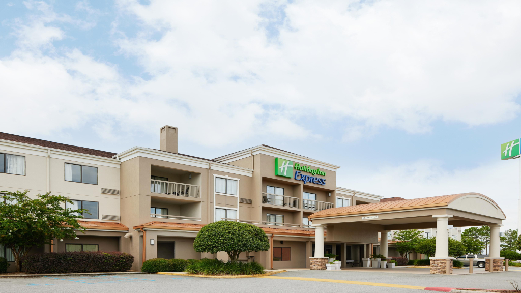 holiday inn express tifton ga