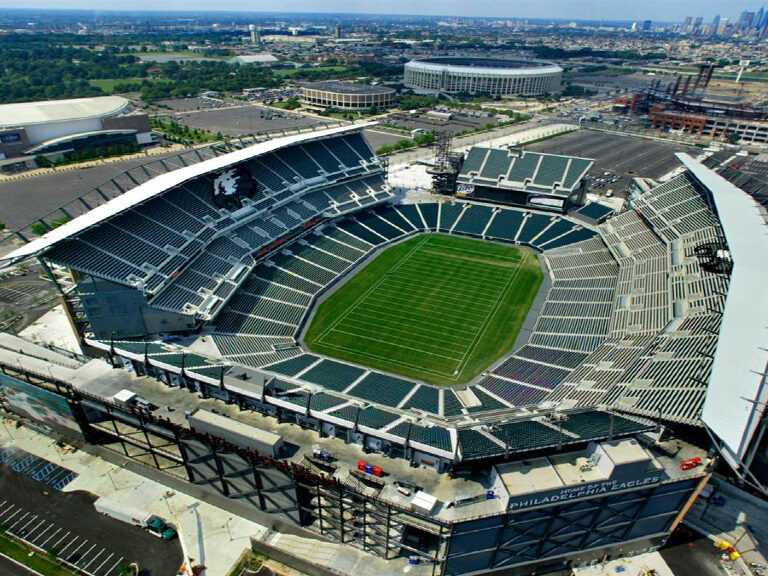 hotels near lincoln financial field