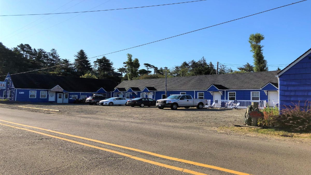 the anchorage motel pacific city